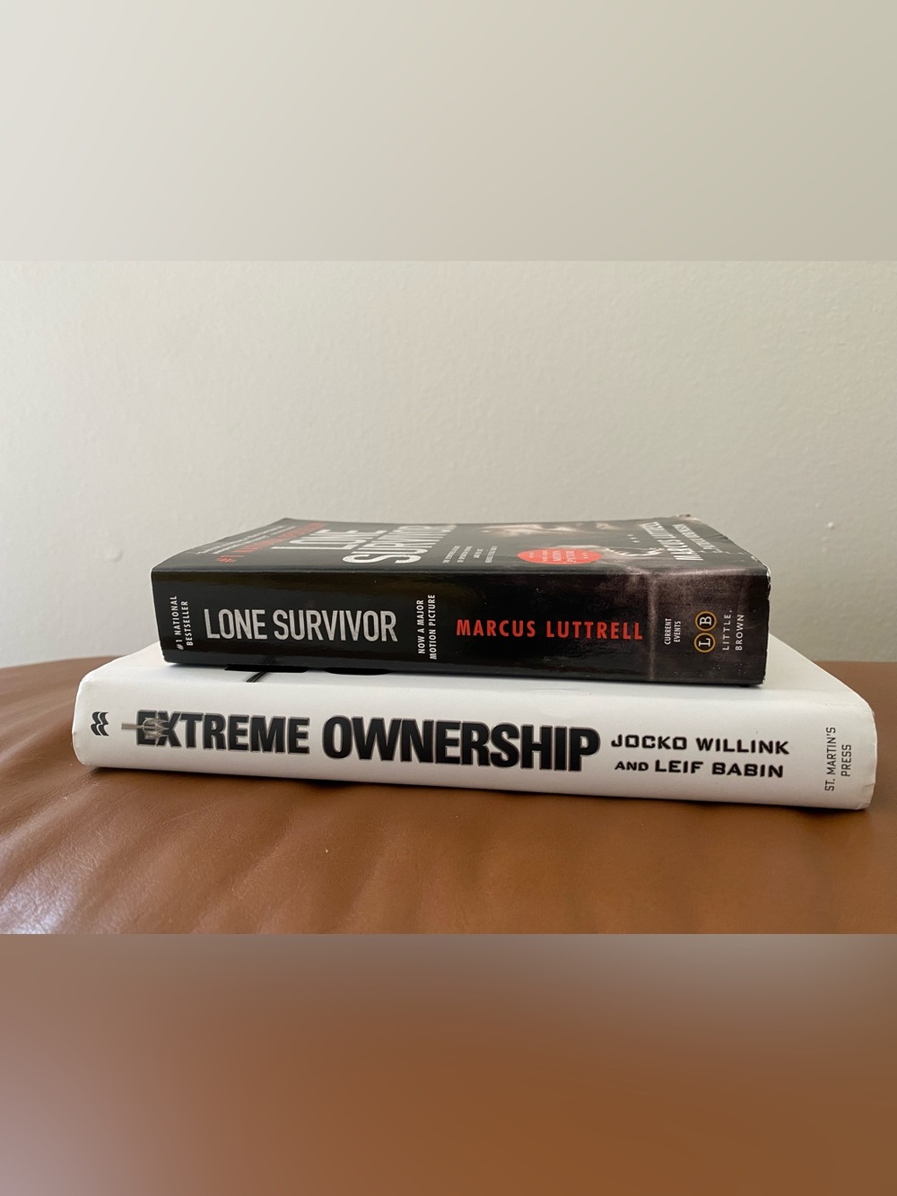 ⚓️📚Navy Seals Set: Lone Survivor and Extreme Ownership